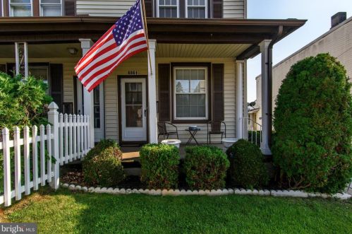 6861 Huntingdon St, Harrisburg, PA 17111-4436