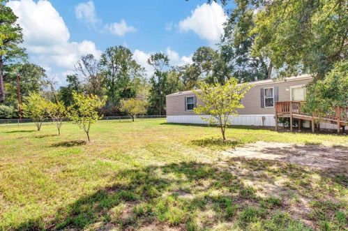 13918 Henry Harris Rd, Conroe, TX 77306-6718