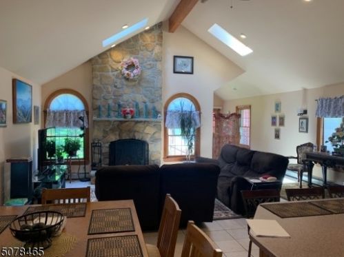 27 Kenmar Rd, Mount Olive, NJ 07828-1905