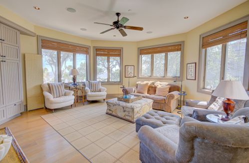 367 Pelican Flight Dr, Isle Of Palms SC  29451-9411 exterior