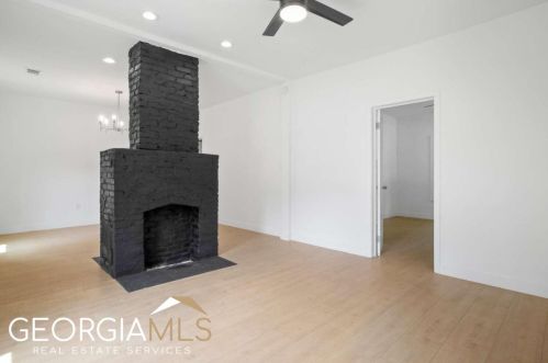 1712 Connally Dr, Atlanta GA  30344-2519 exterior