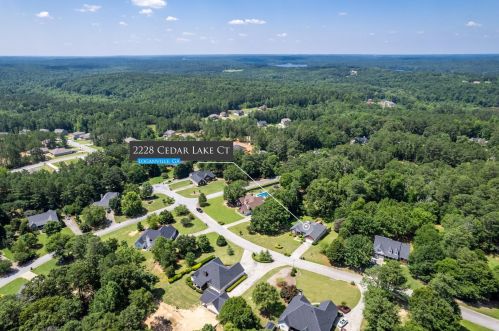 2228 Cedar Lake Dr, Loganville, GA 30052-3309