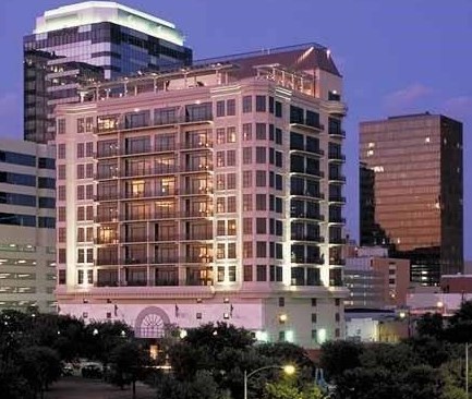 311 5th St, Austin TX  78701-2997 exterior