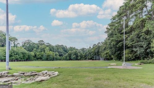 745 Fountainhead Ln, Atlanta GA  30324-6284 exterior