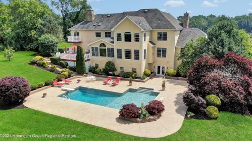 132 Meirs Rd, Upper Freehold Township, NJ 08514-1611