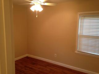 584 Goldsboro Rd, Atlanta GA  30307-1551 exterior