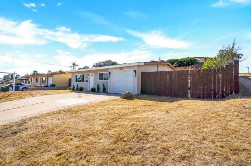 195 Oxford St, Chula Vista CA  91911-3530 exterior