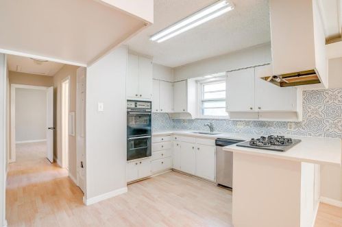 5113 Buchanan St, Fort Worth TX  76114-1207 exterior