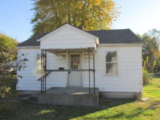 1112 West Ave, Springfield MO  65802-1345 exterior