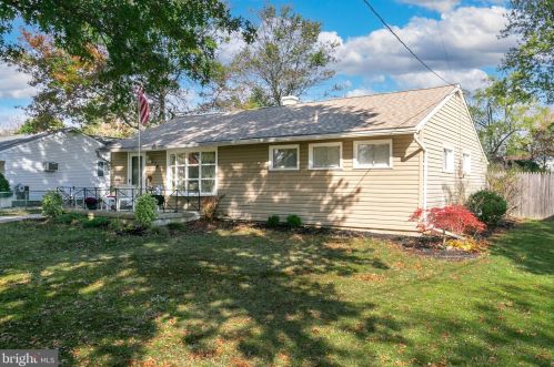 14 Hemsing Dr, Lumberton Township, NJ 08048-3060