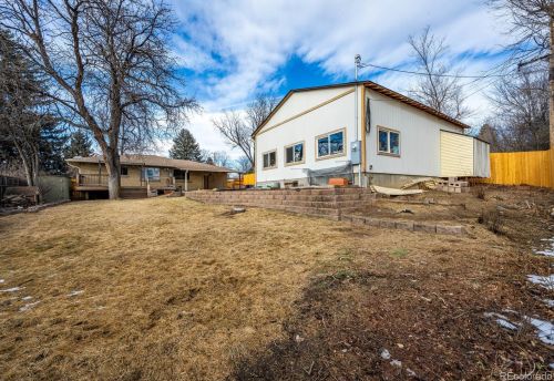 4070 Dartmouth Ave, Denver CO  80222-6861 exterior