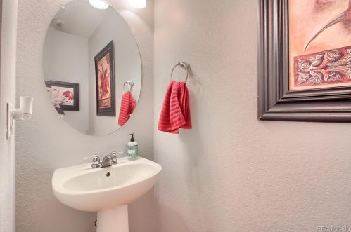 21415 55th Ave, Denver CO  80249-8398 exterior