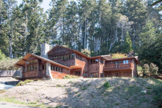 10401 Clark St, Mendocino, CA 95460-9702