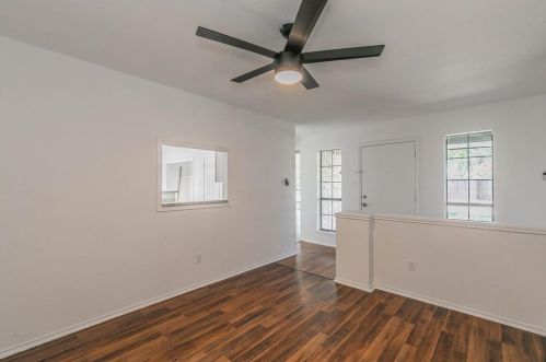 2406 Limestone Ln, Garland TX exterior