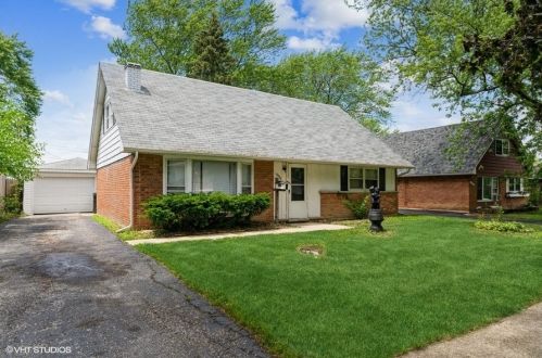 16908 Sunset Ridge Dr, Country Club Hills, IL 60478-2154