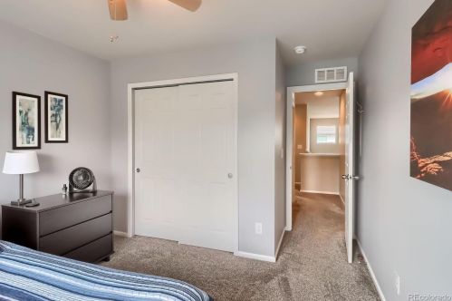 26901 Roxbury Pl, Denver CO  80016-7528 exterior