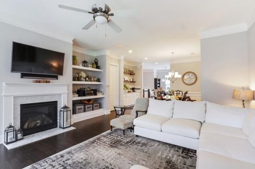 3632 Brookleigh Ln, Atlanta GA  30319-2206 exterior