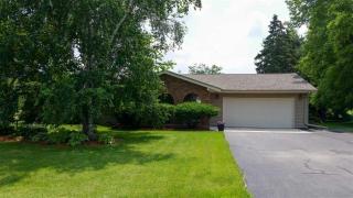 1344 Dennis Dr, Rockford, IL 61103-8726