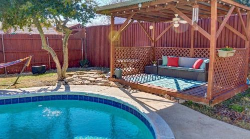 4012 Tacoma St, Irving TX 75062-7227 exterior