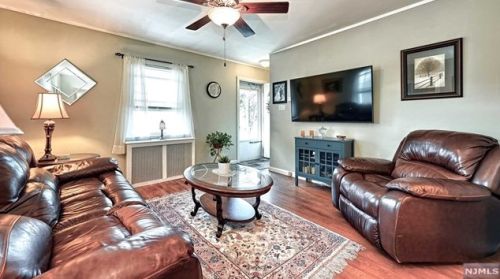 166 Albert St, North Arlington, NJ 07031-5617