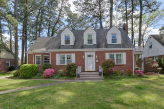 3707 Riverside Dr, Norfolk, VA 23502-4361