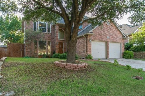9807 Sunrise Ct, Irving TX  75063-5045 exterior