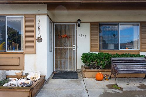 3557 Mira Pacific Dr, Oceanside, CA 92056-3933