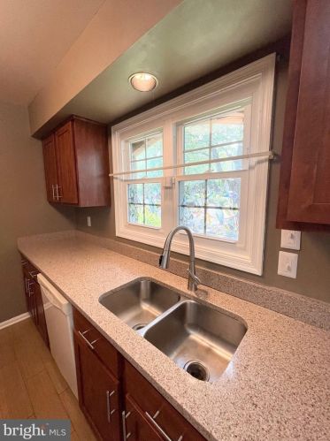 14536 Macbeth Dr, Silver Spring MD 20906-2680 exterior