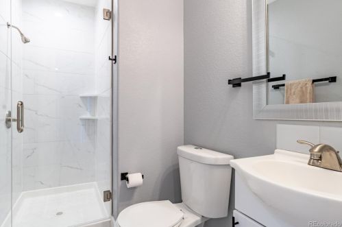 1371 Elm St, Denver CO  80220-2514 exterior