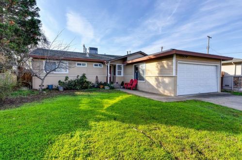 10430 Abington Way, Rancho Cordova, CA 95670-5838