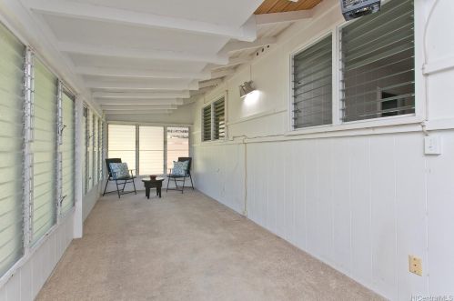 3028 Holua Way, Honolulu HI  96819-2932 exterior