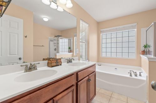 329 Chemistry Cir, Ladson SC  29456-5294 exterior