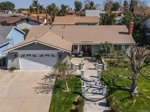 13371 San Marcos Pl, Chino, CA 91710-4923