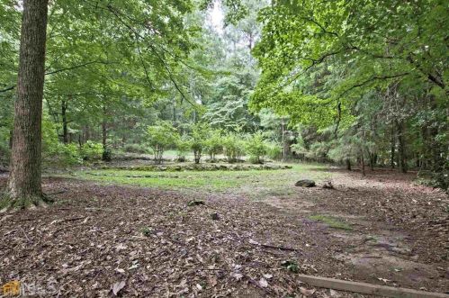 2610 Brushy Nob Ln, Stockbridge GA  30281-5243 exterior