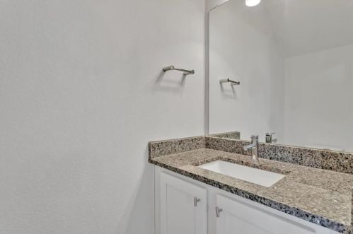 12145 Abbey Glen Ln, Austin TX  78753 exterior