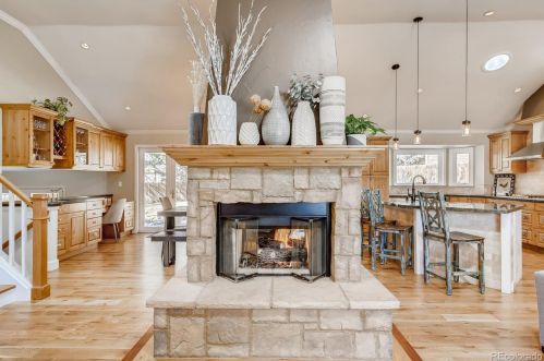 7075 Niagara Ct, Englewood CO 80112-1011 exterior