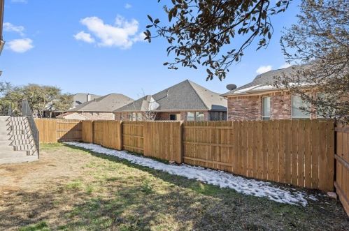 15521 Cinca Terra Dr, Austin TX  78738-4093 exterior