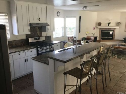 12 Las Flores Dr, Chula Vista CA  91910-1960 exterior