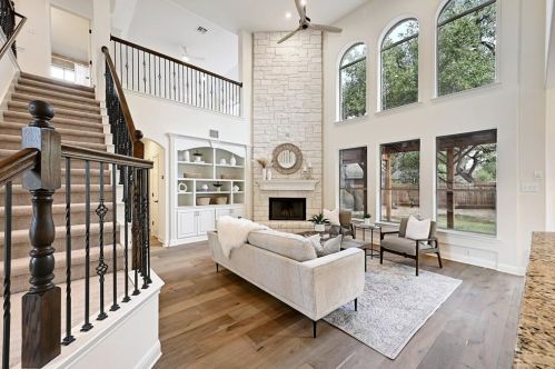 11112 Claro Vista Cv, Austin TX  78739-1917 exterior