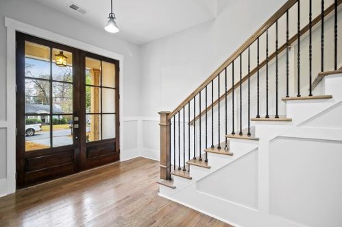 1673 Beacon Hill Blvd, Atlanta GA  30329-2517 exterior