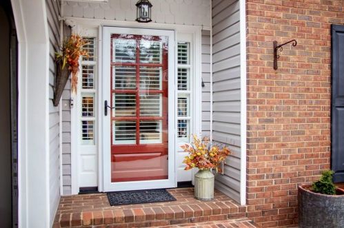 1040 Westover Ct, Marietta, GA 30064-3093