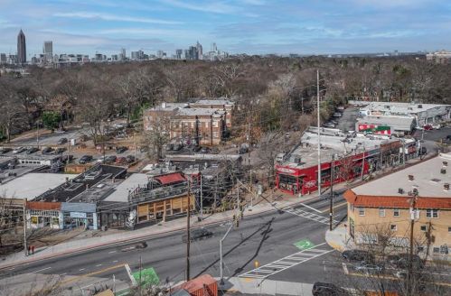 1093 Colquitt Ave, Atlanta GA  30307-1921 exterior