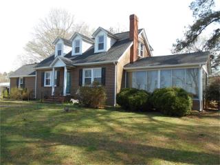 784 Sunnyside Ln, Dunnsville, VA 22454-2012