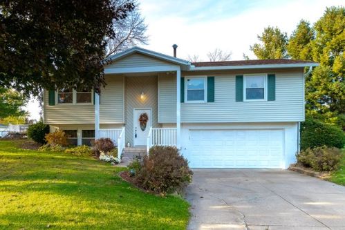 2407 117th Ave, Coyne Center, IL 61264-4646