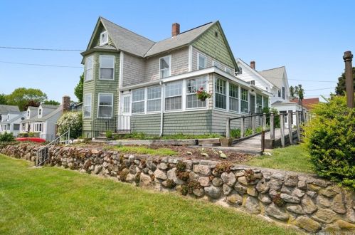 25 Crescent Ave, Niantic, CT 06357-3034