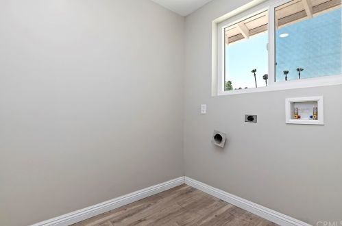 15591 Golden Star Ave, Riverside CA  92506-5753 exterior