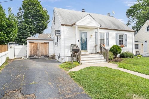 52 Violet Pl, Edison, NJ 08817-4544