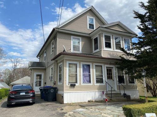 42 Pine St, Torrington, CT 06790-3230