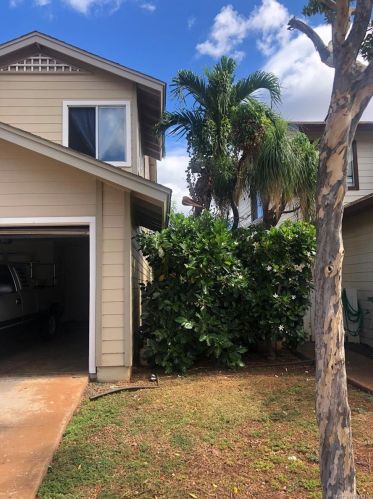 87350 Kulawae St, Nanakuli, HI 96792-3369