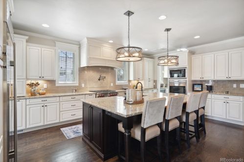 590 Gaylord St, Denver CO  80209-4626 exterior